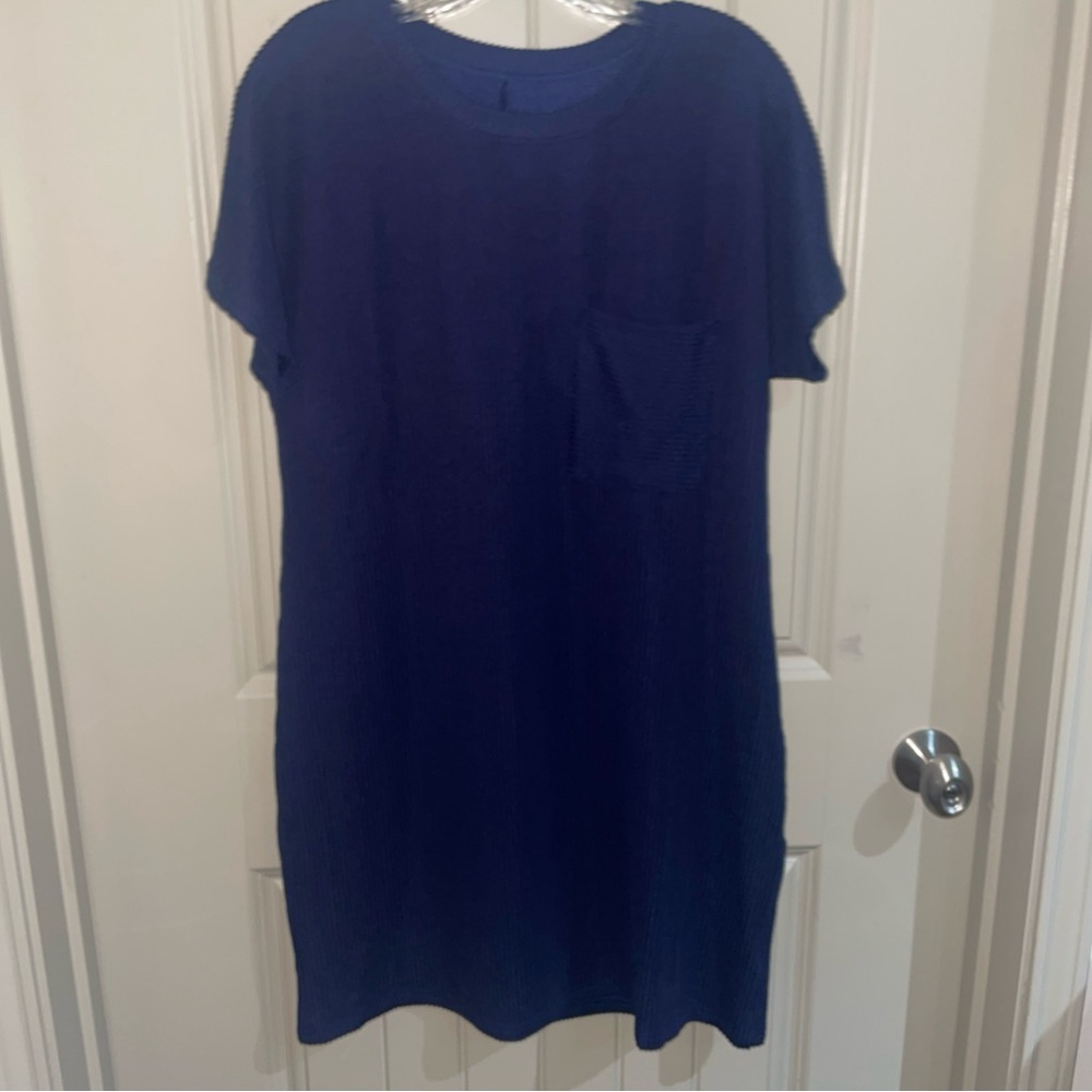 Chic Navy Midi Dress